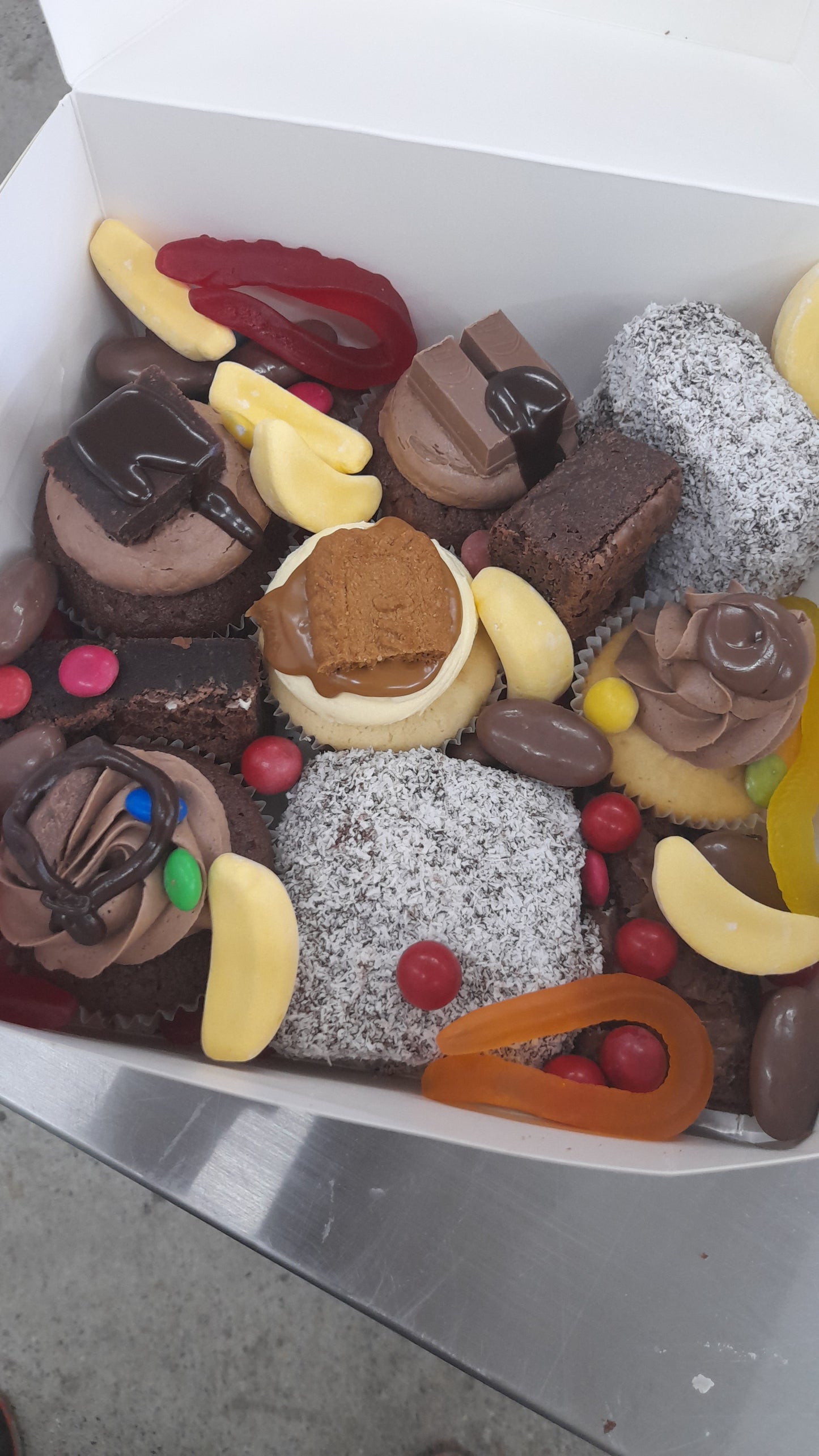 Dessert Box