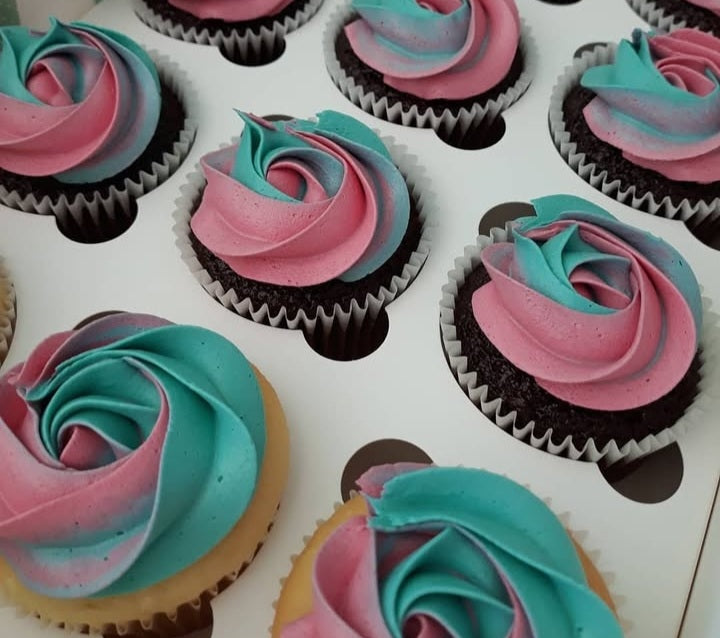 Custom Cupcakes 2 toned