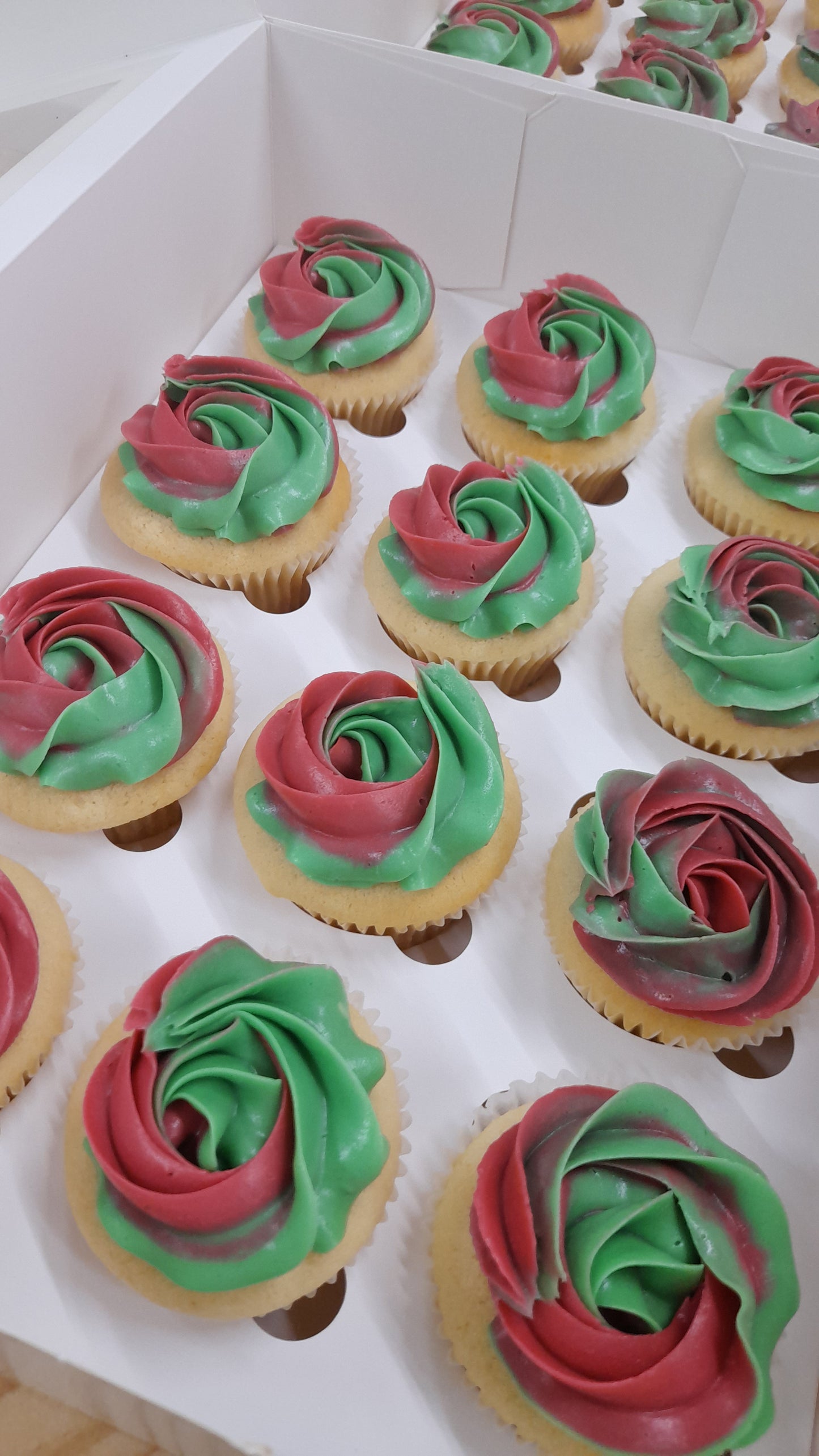 Custom Cupcakes 2 toned
