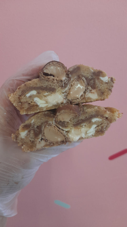 Chunky Cookie Kinder Bueno Stuffer SOLD OUT