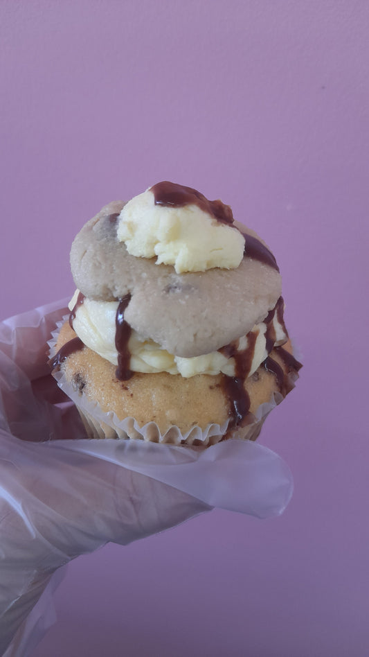 Flavoured cupcakes choc chip cookie dough