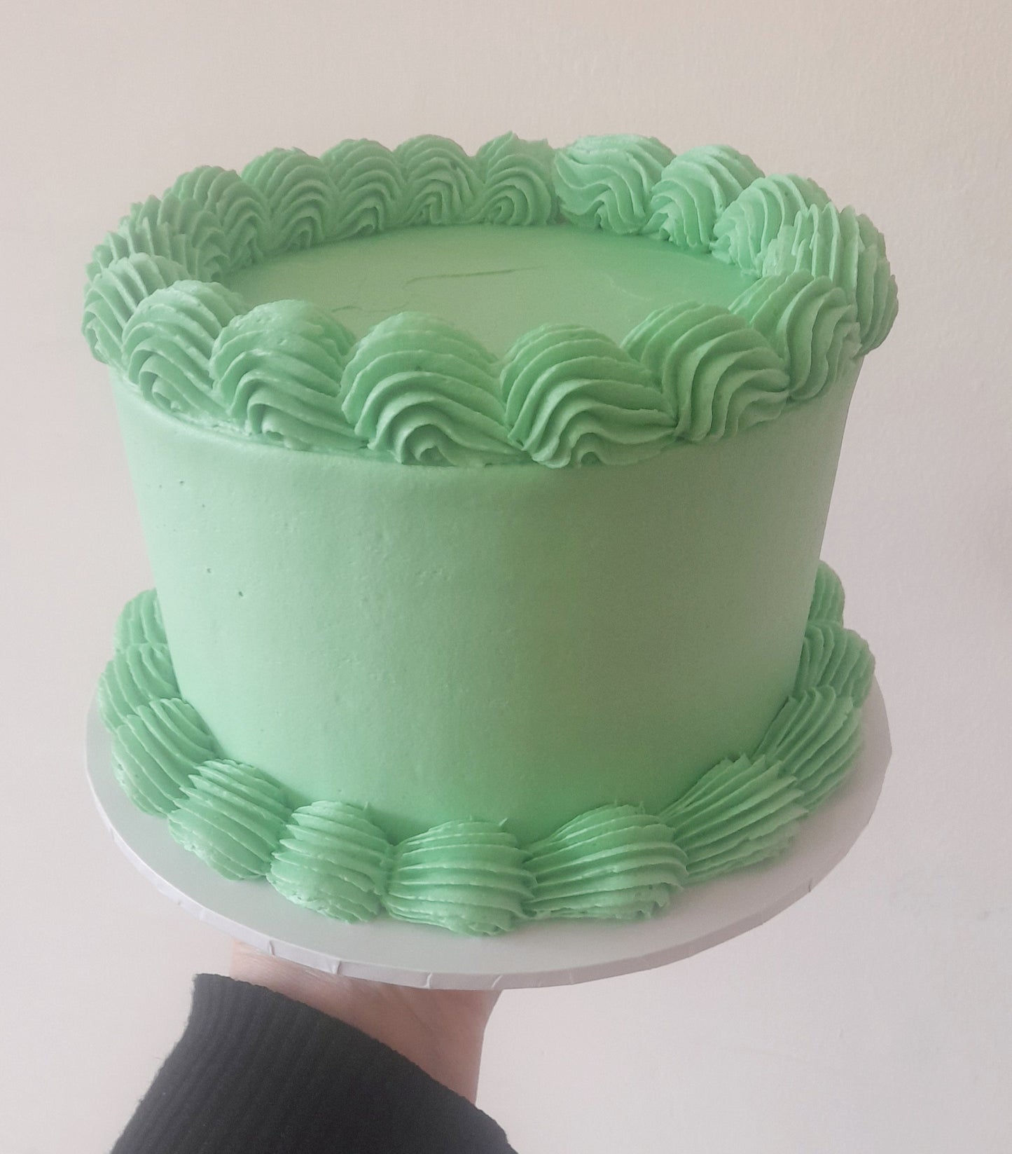 CELEBRATION CAKES Decorate your own